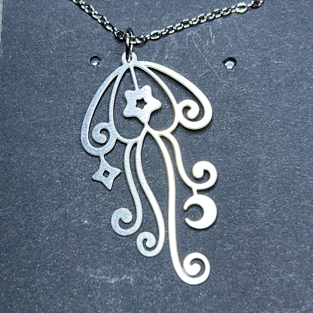 Jellyfish pendant - Picture 2 of 2